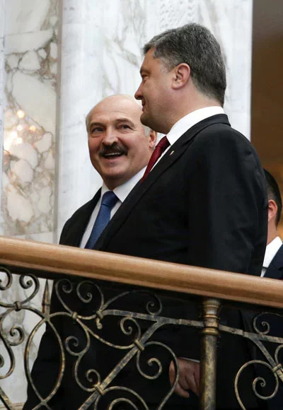fota z sustrečy ŭ Minsku 26 žniŭnia 2014, Reuters.com