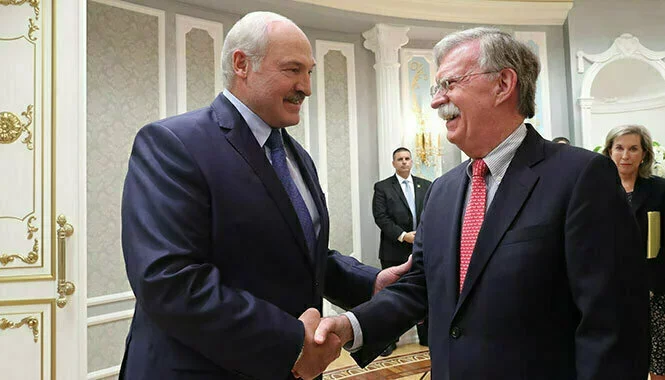Джон Болтон во время визита в Минск в августе 2019 года. Фото: БелТА
