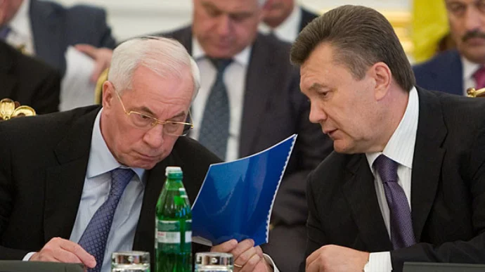 Мікалай Азараў і Віктар Януковіч. Фота: «Украінская праўда» 