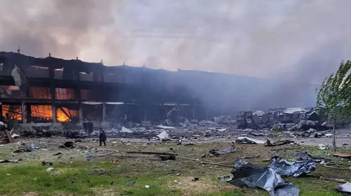 Уничтожен склад Красного Креста в Одесской области. Фото: Красный Крест