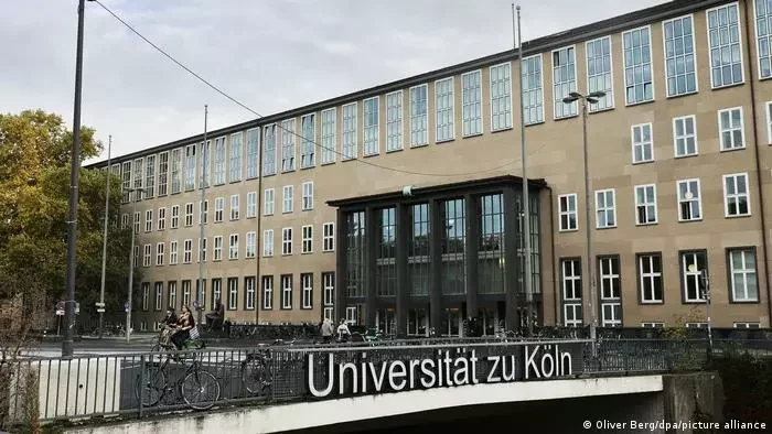 Кёльнскі ўніверсітэт — адзін з заснавальнікаў акадэміі