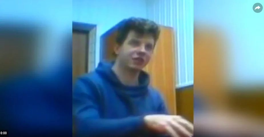 Филипп Шавров во время допроса. Скриншот из видео.