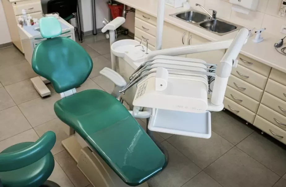 Одна из варшавских стоматологий. Фото: Іnstagram / @dental_warszawa