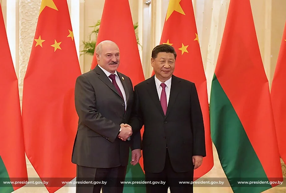 Александр Лукашенко и председатель КНР Си Цзиньпин. Фото: president.gov.by
